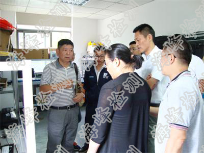 合肥市衛(wèi)生局衛(wèi)生監(jiān)督所領(lǐng)導(dǎo)一行對我司進行視察